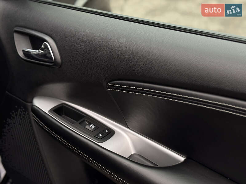 Позашляховик / Кросовер Fiat Freemont 2013 в Радивиліві фото 50 Позашляховик / Кросовер Fiat Freemont 2013 в Радивиліві