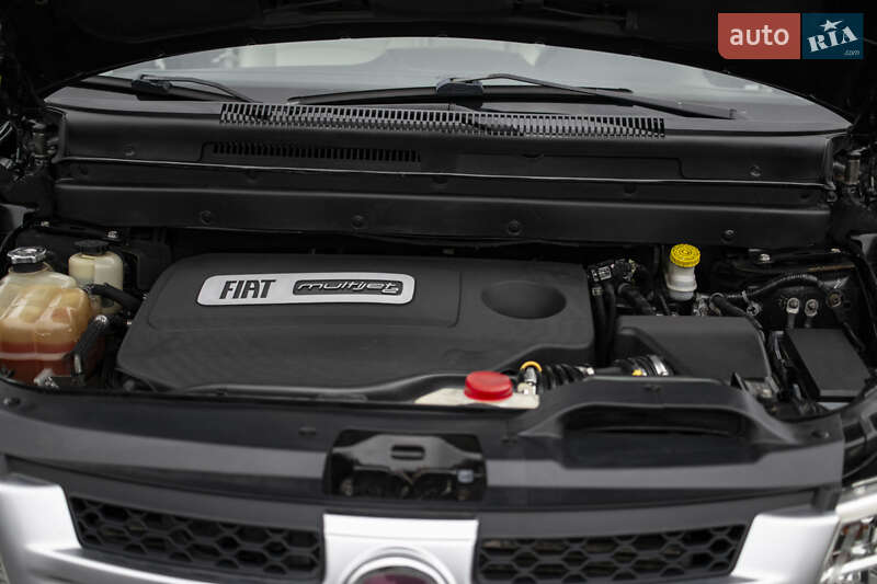 Позашляховик / Кросовер Fiat Freemont 2013 в Самборі