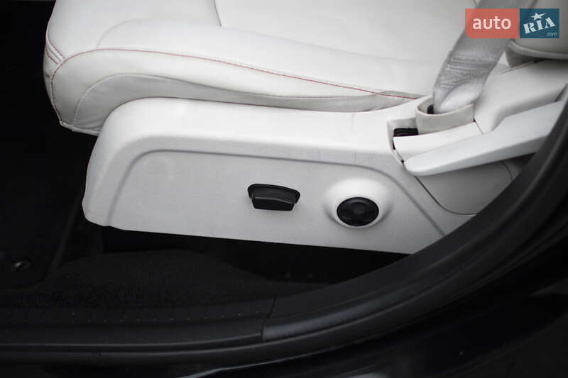 Позашляховик / Кросовер Fiat Freemont 2013 в Самборі