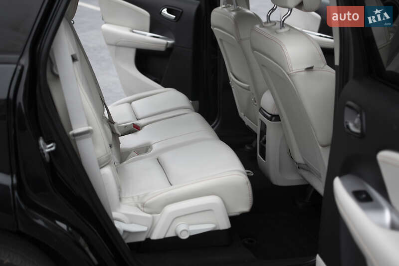 Позашляховик / Кросовер Fiat Freemont 2013 в Самборі