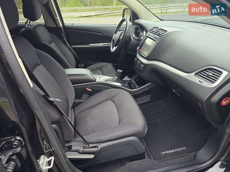 Позашляховик / Кросовер Fiat Freemont 2012 в Ковелі