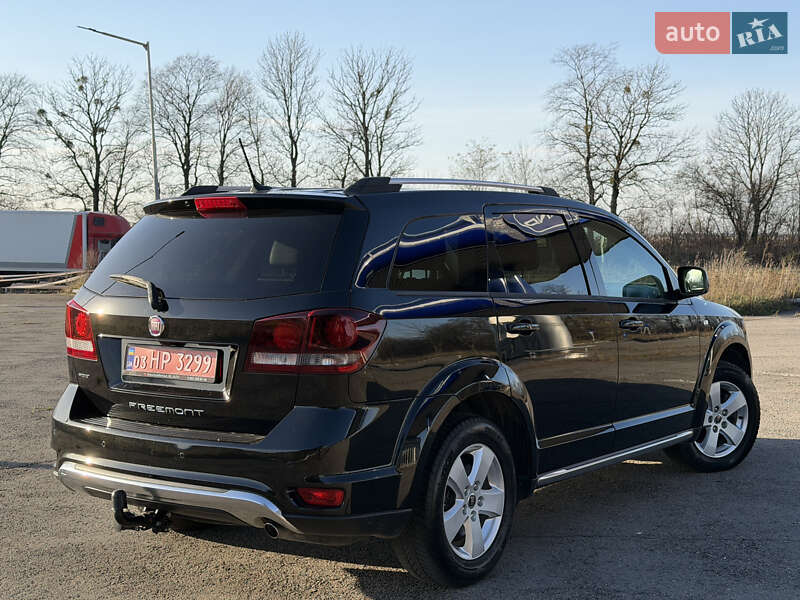 Позашляховик / Кросовер Fiat Freemont 2015 в Радивиліві