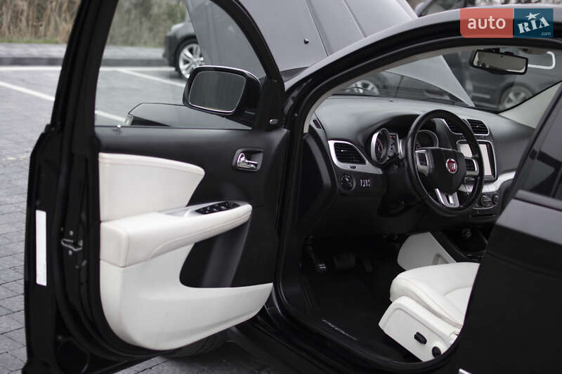 Позашляховик / Кросовер Fiat Freemont 2013 в Самборі