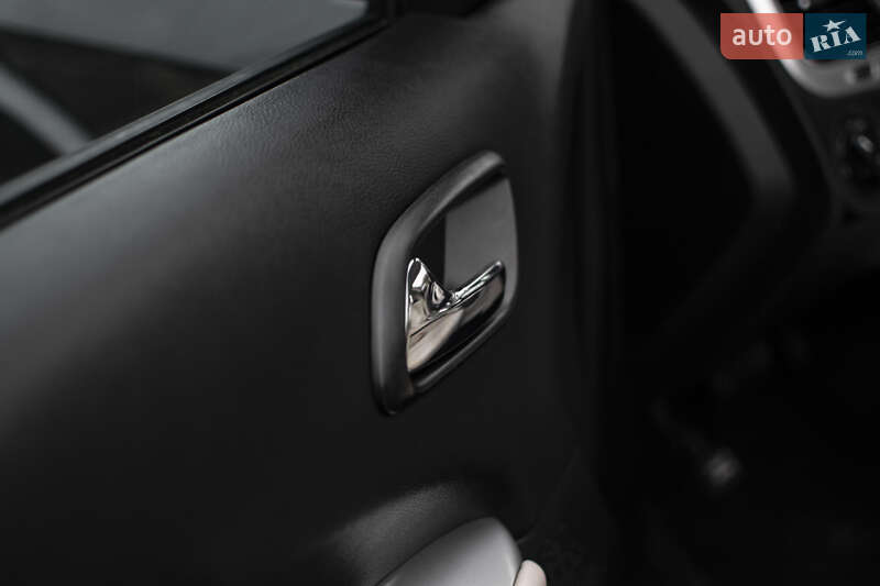 Позашляховик / Кросовер Fiat Freemont 2013 в Самборі