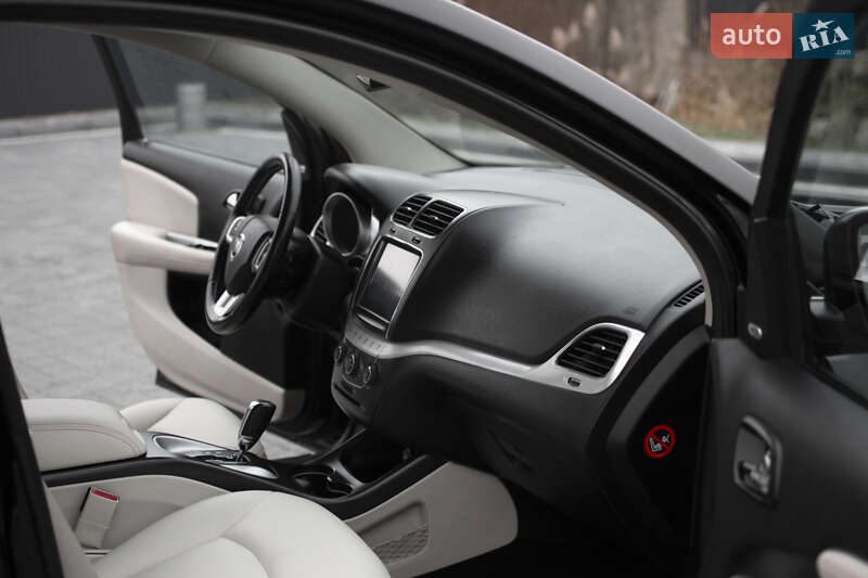 Позашляховик / Кросовер Fiat Freemont 2013 в Самборі