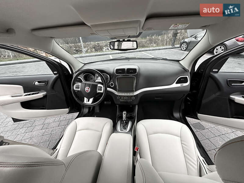 Позашляховик / Кросовер Fiat Freemont 2013 в Самборі