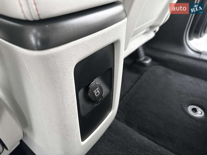 Позашляховик / Кросовер Fiat Freemont 2013 в Самборі