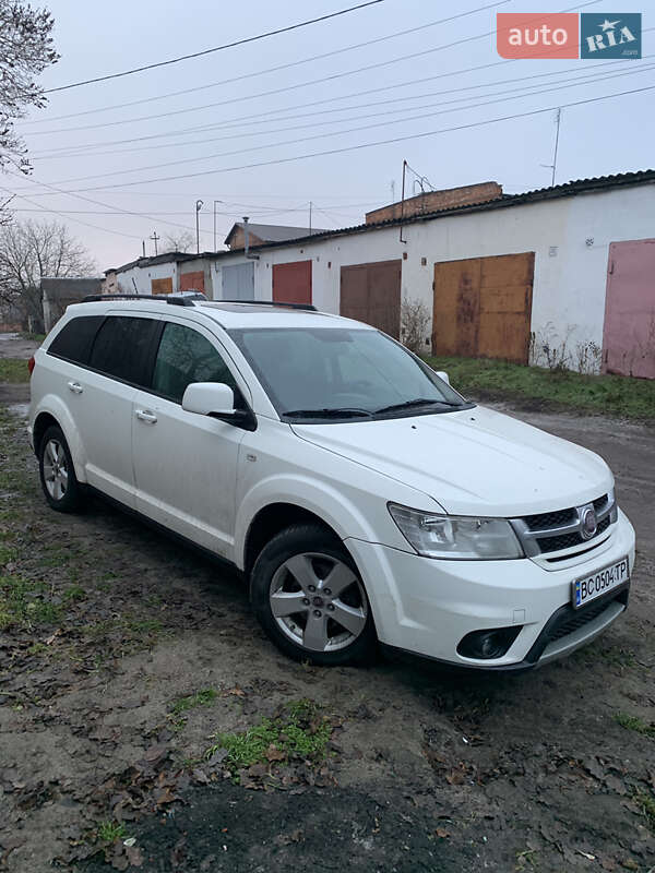 Внедорожник / Кроссовер Fiat Freemont 2011 в Шептицькому