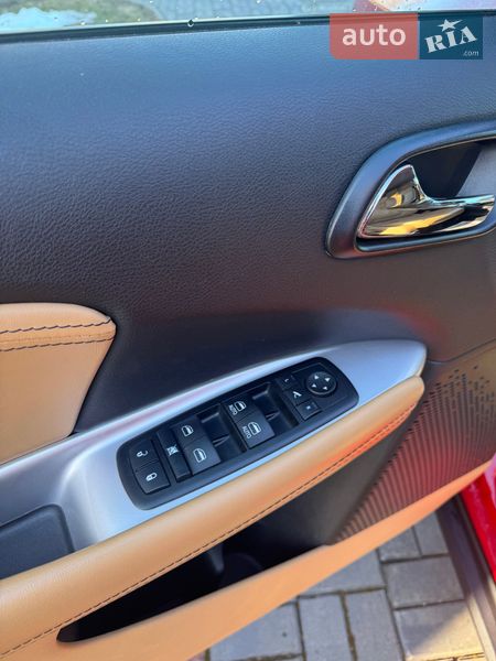 Позашляховик / Кросовер Fiat Freemont 2015 в Луцьку