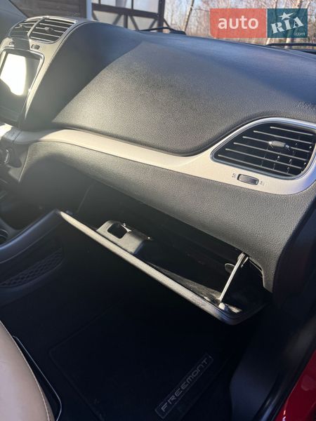 Позашляховик / Кросовер Fiat Freemont 2015 в Луцьку