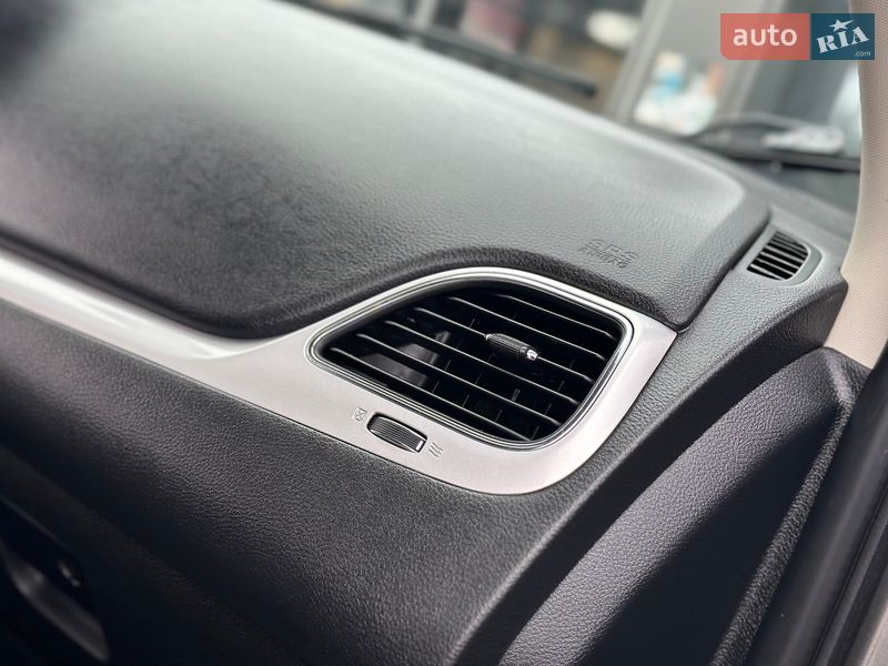 Позашляховик / Кросовер Fiat Freemont 2014 в Дрогобичі