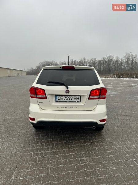 Внедорожник / Кроссовер Fiat Freemont 2012 в Черновцах