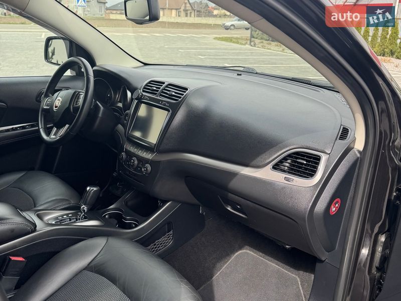 Позашляховик / Кросовер Fiat Freemont 2015 в Луцьку