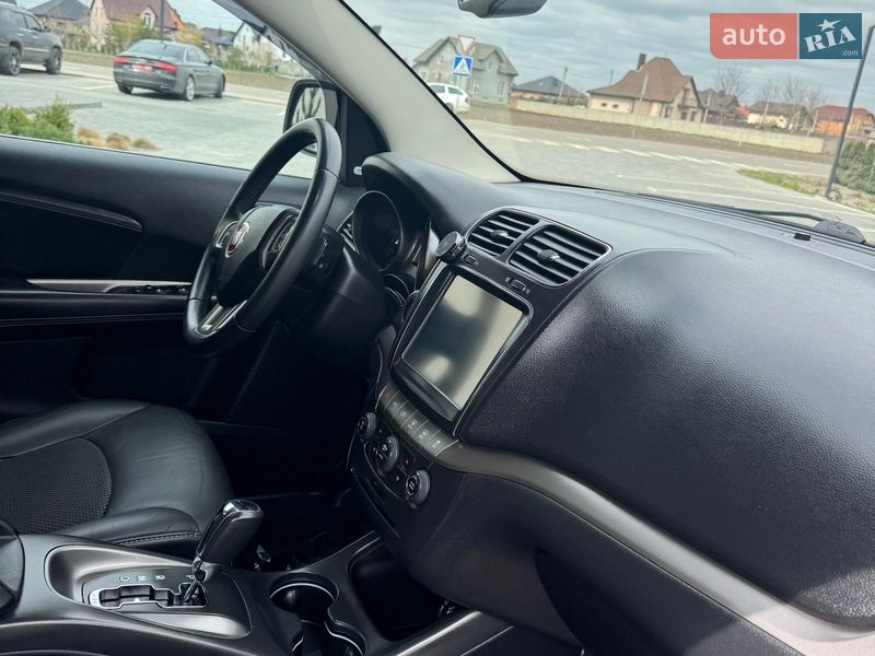 Позашляховик / Кросовер Fiat Freemont 2015 в Луцьку