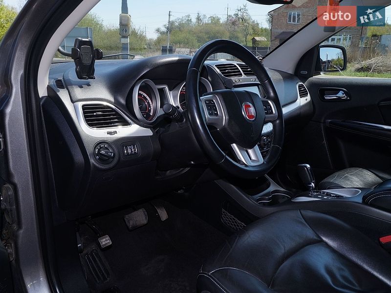 Внедорожник / Кроссовер Fiat Freemont 2013 в Черновцах