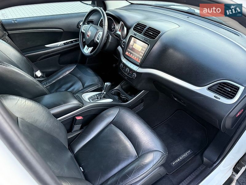 Позашляховик / Кросовер Fiat Freemont 2015 в Бродах