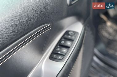 Внедорожник / Кроссовер Fiat Freemont 2015 в Радивилове