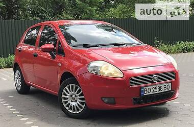 Хэтчбек Fiat Grande Punto 2011 в Киеве