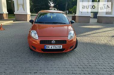 Хэтчбек Fiat Grande Punto 2006 в Ровно