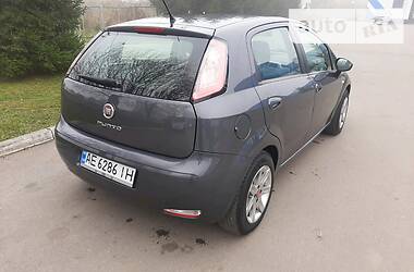 Хэтчбек Fiat Grande Punto 2013 в Черновцах