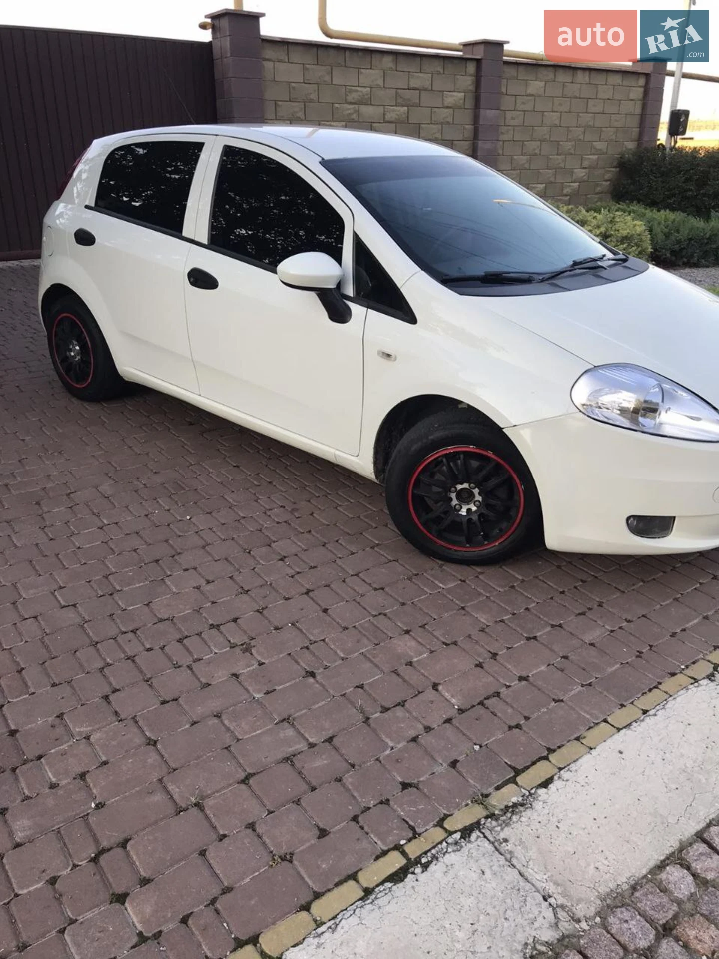 2011 Fiat Punto - мініатюра 10