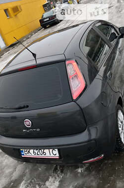 Хетчбек Fiat Grande Punto 2011 в Рівному
