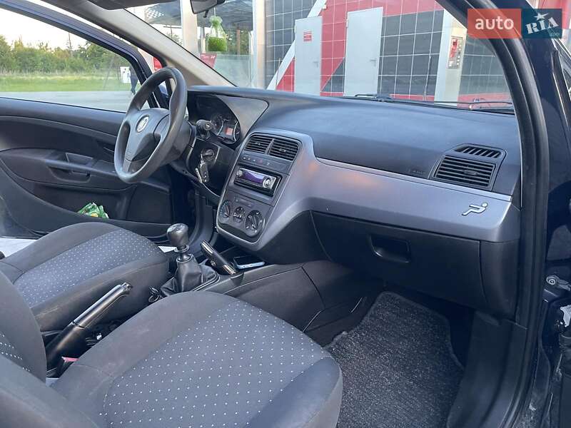 Хэтчбек Fiat Grande Punto 2009 в Николаеве