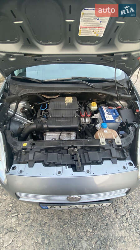 Хэтчбек Fiat Grande Punto 2010 в Харькове фото 9 Хэтчбек Fiat Grande Punto 2010 в Харькове