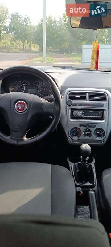 Хэтчбек Fiat Grande Punto 2012 в Голованевске