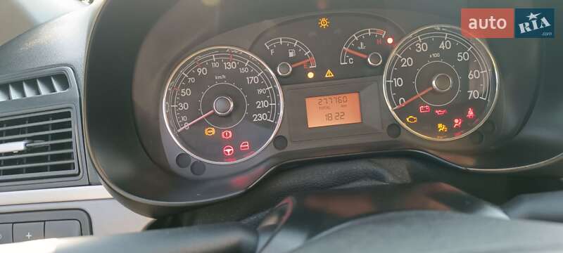 Хэтчбек Fiat Grande Punto 2012 в Голованевске