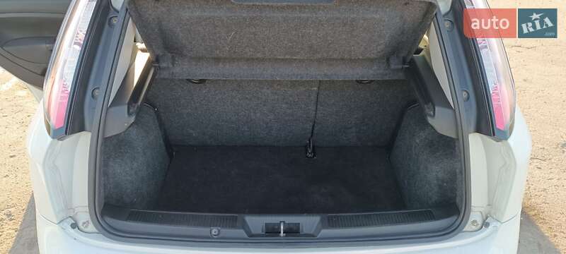 Хэтчбек Fiat Grande Punto 2012 в Голованевске