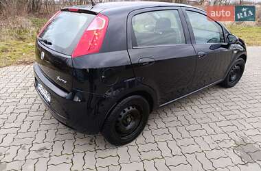 Хэтчбек Fiat Grande Punto 2009 в Стрые