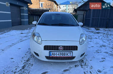 Хэтчбек Fiat Grande Punto 2011 в Изяславе