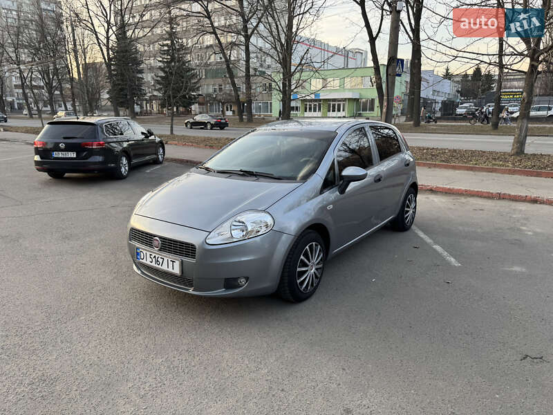 Хэтчбек Fiat Grande Punto 2010 в Виннице