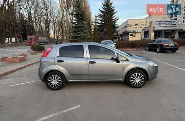 Хэтчбек Fiat Grande Punto 2010 в Виннице