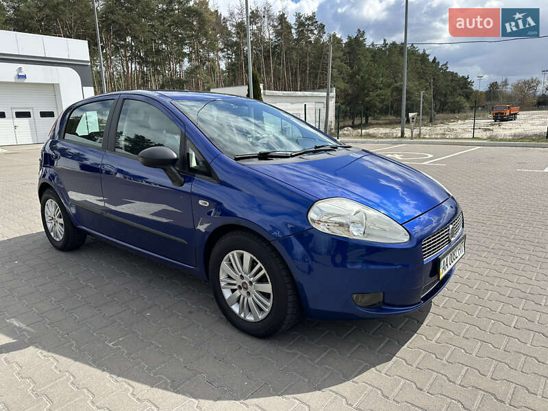 Хетчбек Fiat Grande Punto 2008 в 