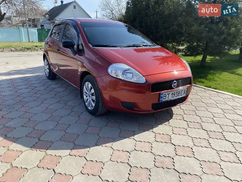 Хэтчбек Fiat Grande Punto 2006 в 