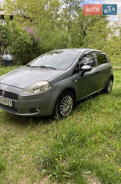 Хетчбек Fiat Grande Punto 2011 в Києві