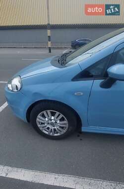 Хетчбек Fiat Grande Punto 2014 в 