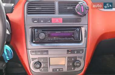 Хетчбек Fiat Grande Punto 2006 в 