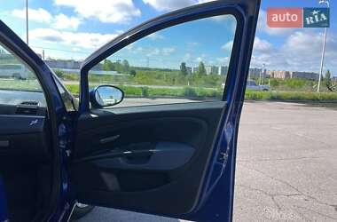 Хэтчбек Fiat Grande Punto 2009 в 