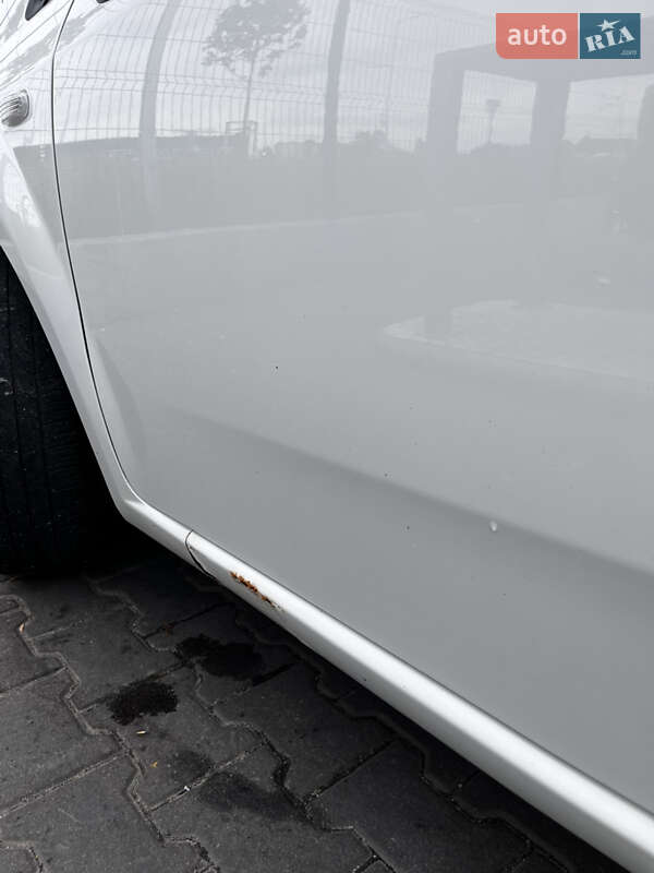 Хэтчбек Fiat Grande Punto 2012 в Киеве