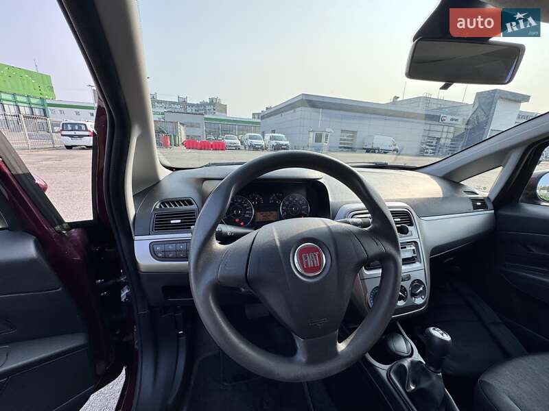 Хэтчбек Fiat Grande Punto 2013 в Киеве