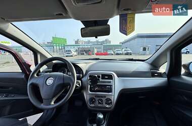 Хэтчбек Fiat Grande Punto 2013 в 