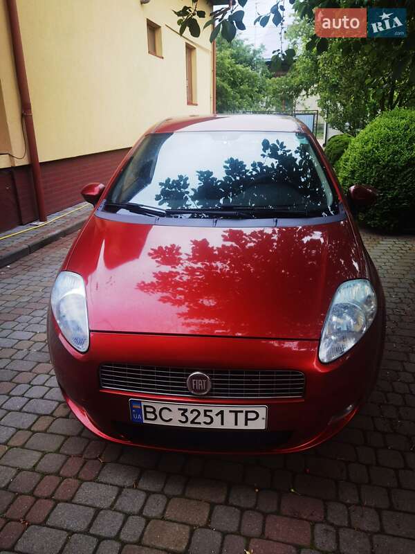 Хетчбек Fiat Grande Punto 2007 в Яворові