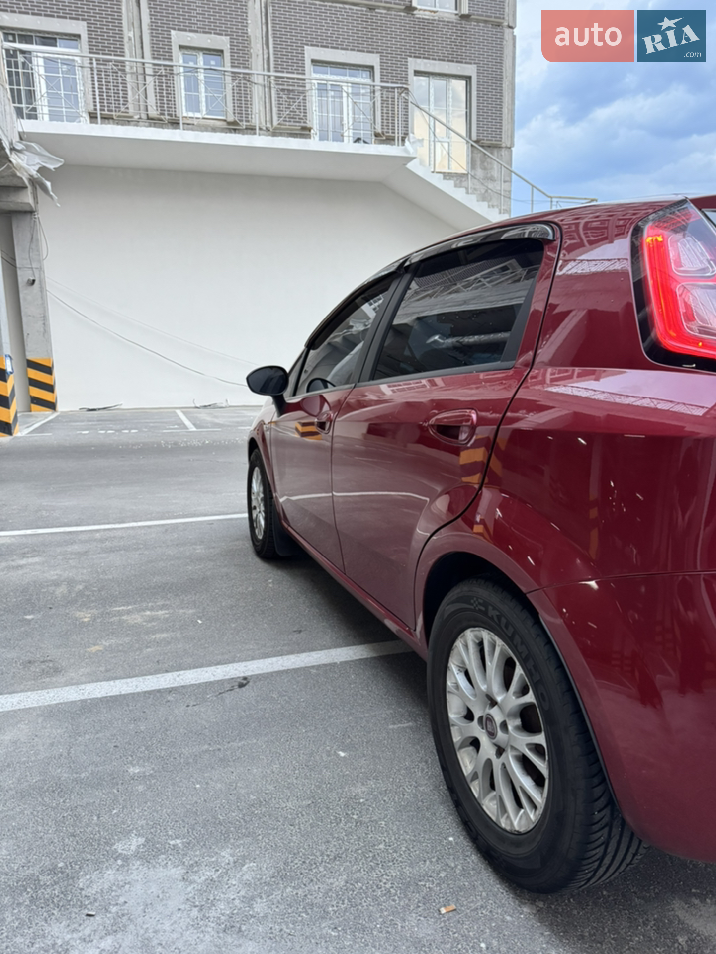 2011 Fiat Punto - мініатюра 2