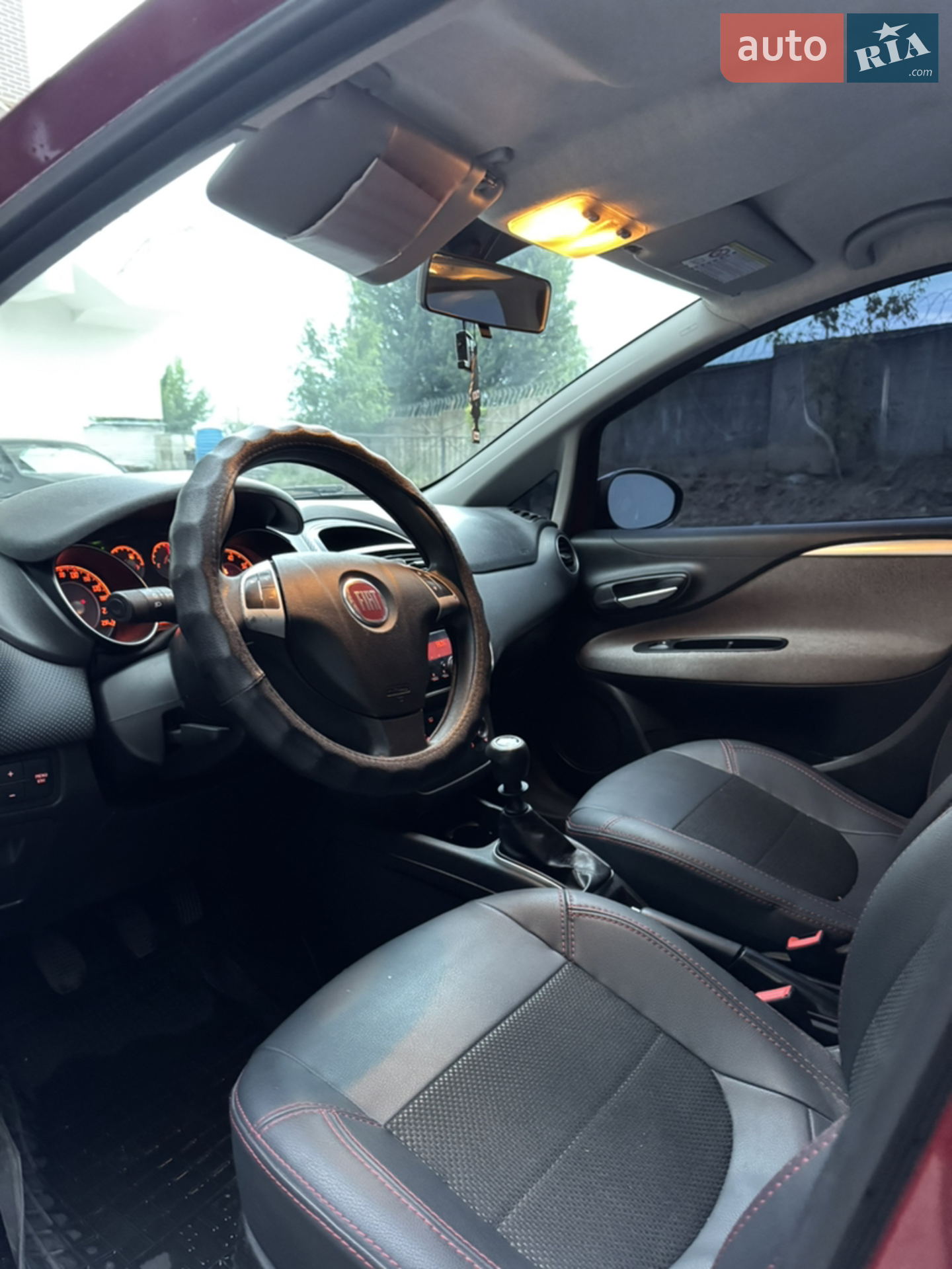 2011 Fiat Punto - мініатюра 9