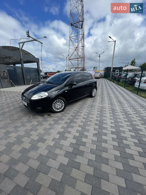Хэтчбек Fiat Grande Punto 2009 в Харькове фото 13 Хэтчбек Fiat Grande Punto 2009 в Харькове