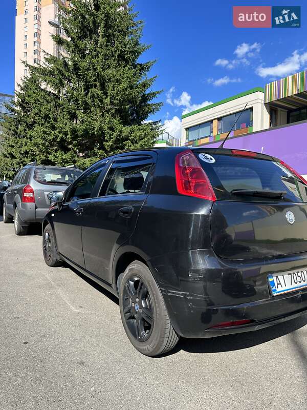 Хетчбек Fiat Grande Punto 2006 в Києві