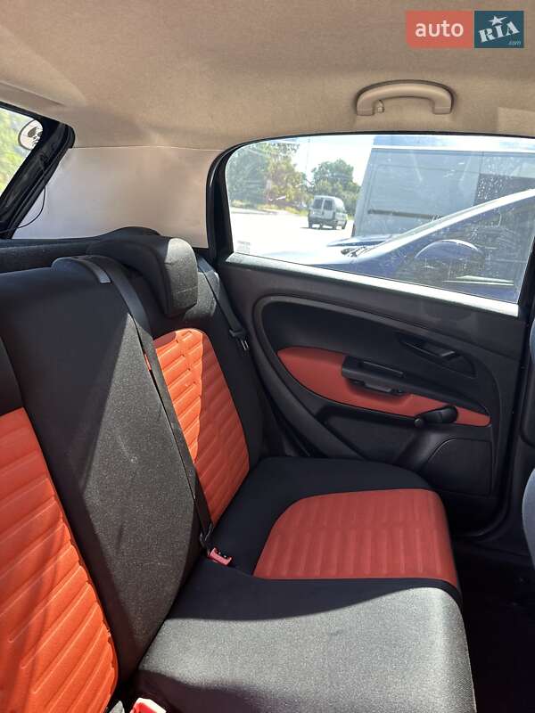 Хетчбек Fiat Grande Punto 2006 в Києві